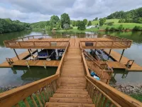 Serenity at Smith Mountain Lake Hotels in Gills Creek