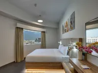 Wescott Hotel Hotels near Wimpy Restaurant