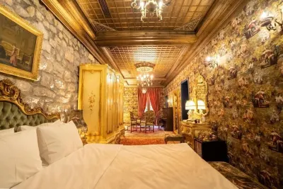 Castle Boutique Hotel