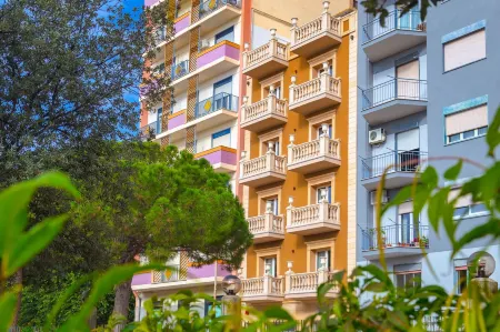 La Paloma Blanca Hotel Отели рядом с достопримечательностью «Casa Museo Del Sapone»