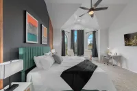 Modern Grand Prairie Retreat w/ Pool • Game Room • -10 Min to Stadiums & More