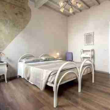 Buonarroti apartment at the cathedral comfortable and romantic free wi fi A/c Rooms