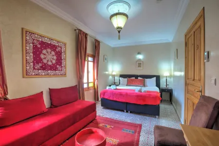 Riad Inaka Отели рядом с достопримечательностью «Viajar Marrocos»