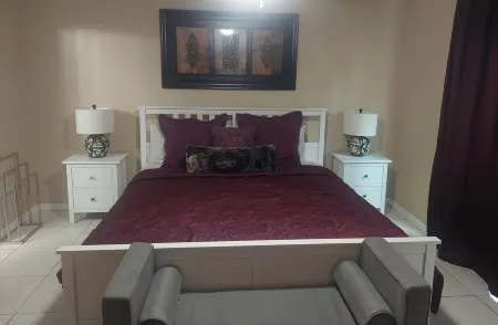 Charming 3 bedroom Townhome with Whimsical Kids Rooms for Family Gatherings!