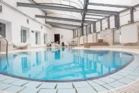 Bástya Konferencia és Wellness Hotel - Pools