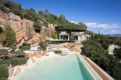 Love Garden Hotels near Cala de los Alemanes