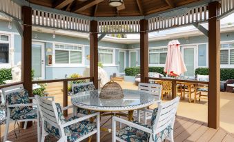 Tropic Isle Boutique Hotel