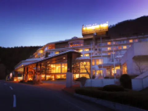 Ooedo Onsen Monogatari Higashiyama Grand Hotel Hotel di Aizuwakamatsu