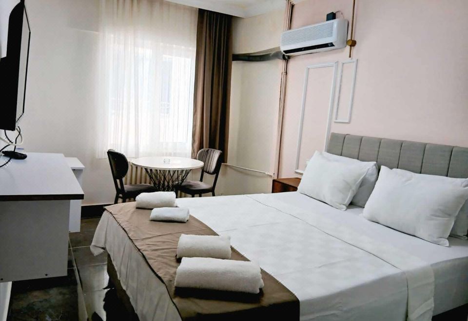 Varna Hotel Over view