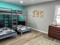 Charming 3-bedroom 2-bath house in Lakeside with WiFi and AC