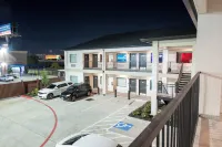 Express Inn & Suites