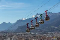 The Babel Community Hôtel - Grenoble Bastille Hotels in Corenc