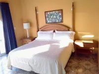 Oceanfront 5 Bedroom Hacienda with Stunning Views and Private Terrace.