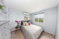 Spacious, Fully Furnished 3BR House with Stunning Mountains and Ocean Views