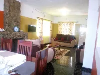 Luxurious, 3-bed bungalow fully furnished