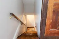 Vintage Charmer Waterfall views! sleeps 5!