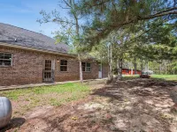 Tremendous Family Home on the Curve! 3-bedrooms close to the lake and amenities 賈斯珀縣酒店