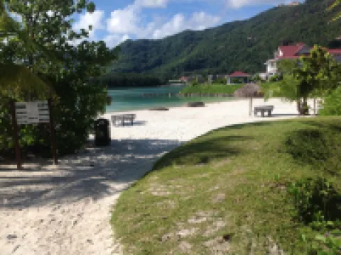 Magnificent sea view accommodation on private island 羅切凱曼酒店