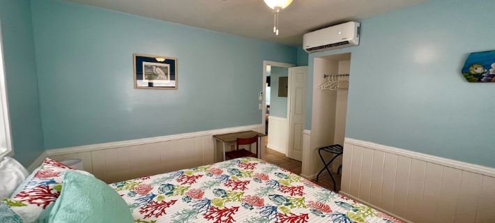 Aly’s Hideaway: Exceptional Value -  2Br Green Turtle Cay Home with Dock Slip Hotels in Green Turtle Cay