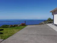 Modern holiday home with breathtaking sea views, spacious terrace