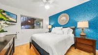 Tropical Garden Family Home - Sleeps 6 - Walk to Beach, BBQ, Hot Tub