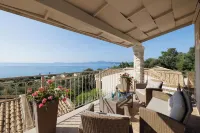 Villa Alemar House with private pool, Spectacular sea views,150m to the beach. - Gym