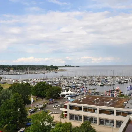 Sehr Schönes 2-zi.-appartement Kiel Schilksee Olympiazentrum. Haustierfreundlich