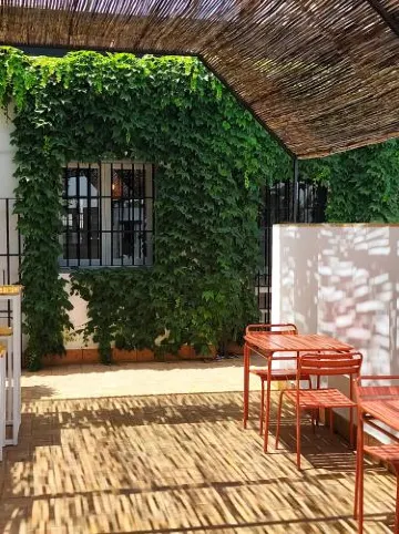 Il Portico Camere e Caffè - centro Città - Housity
