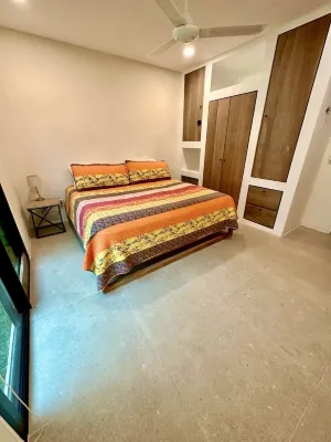Private home with pool close to beaches and town