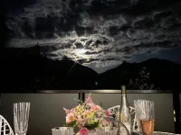 Mountain Serenity Meets Luxury Ξενοδοχεία στην πόλη Squamish