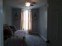 Lovely 2 BEDROOM Historic loft close to Gatlinburg, Seiverville & Pigeon Forge