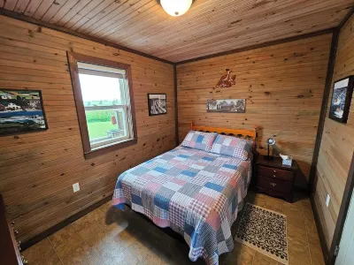 A cozy rustic cottage with a short walk to a fantastic beach in Seaview, PEI  호텔