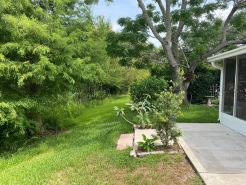 Beautiful Villa! On Wildlife Area, Natural Privacy! Close to Everything. Welcome