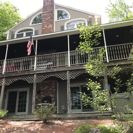 Luxury Lakefront Living in Lake Sebago Area