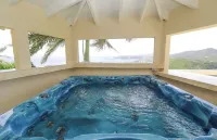 Executive 1 Br. Poolside Apt: "Kilele suite"