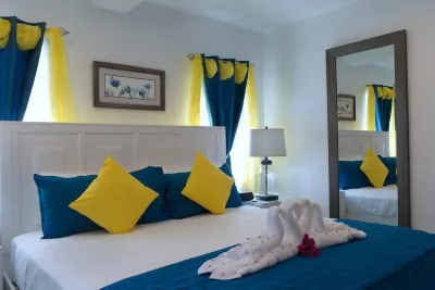 Breathtaking views 5min from the beach! โรงแรมใน