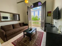 Chic loft/Great location/WiFi/Self check in-out/High Cleanliness Standards!