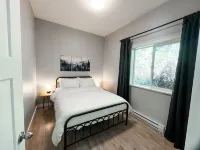 Otter Point Getaway| Cozy & Calming| Close to Sooke| Stylish Westcoast Vacation