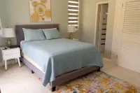 New Luxury Oceanview Villa!