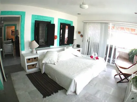 Beautiful view, Luxury Condo, wonderful weather all year...