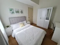 The Loop 2-BR CONDO Fully Air-conditioned with Wifi, Sofa Bed & Water Dispenser