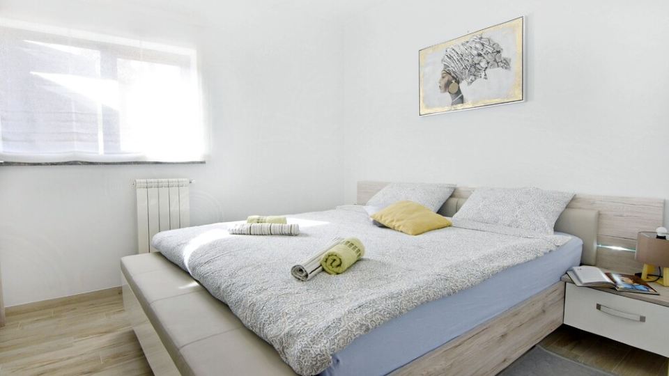 Lovely New Apartment with Terrace, Enea 2