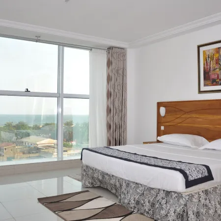Rosalie's Suites