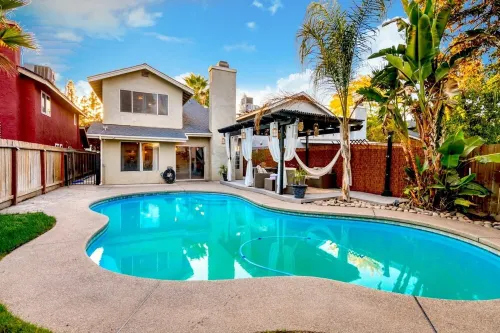 Chic Boho 3BR 2.5BA Home Located in the Heart of Fresno
