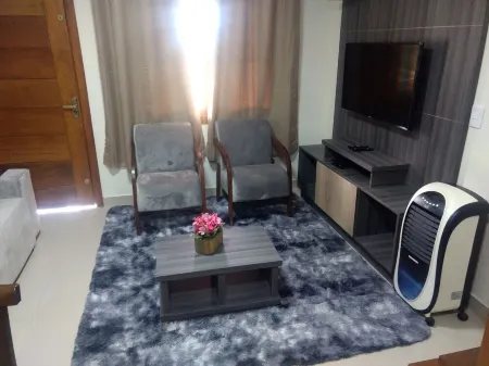 RESIDENTIAL CORREA PEREIRA APARTMENT 3 to 11 people 3 bedrooms Отели рядом с Canela Airport