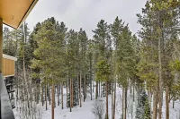 Winter Park Condo w/ Hot Tub, 3 Mi to Slopes!