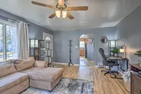 Charming Family Home ~ 4 Mi to Granite Peak!