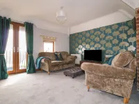 Old Print House Hotels in Stanley Common