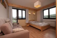 Pod Hawraniem Pokoje z Widokiem na Tatry Ski & Bike Friendly Jurgów - Pensions