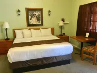 The Canyon Motel & RV Park